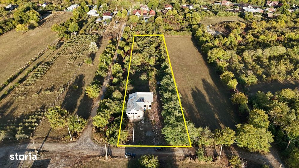 Teren 3300mp cu casa de Vanzare in Baicoi