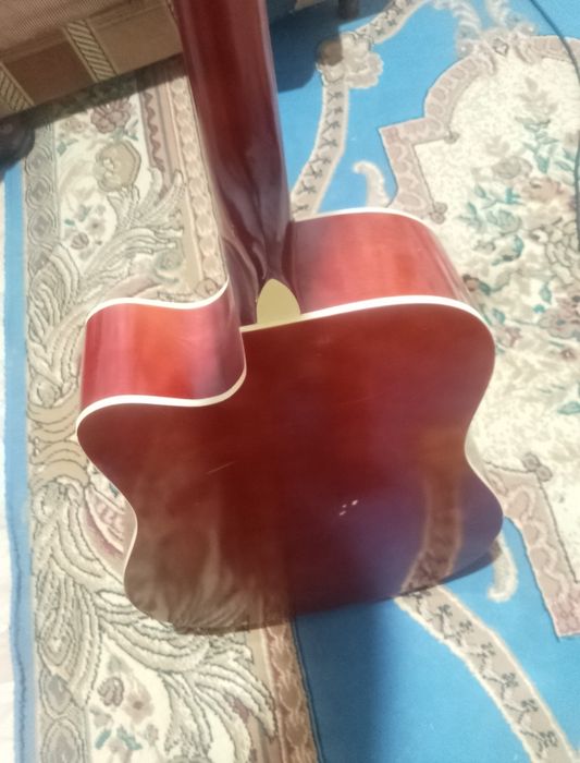 Гитара 41размер.