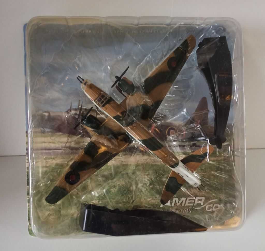 Macheta avion Vickers Wellington MK.X UK 1943 WWII - Amercom 1/144 WW2