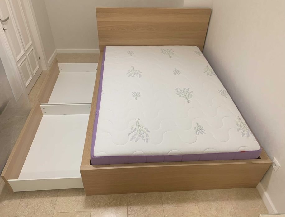Pat IKEA MALM 140x200 cm cu 2 sertare depozitare