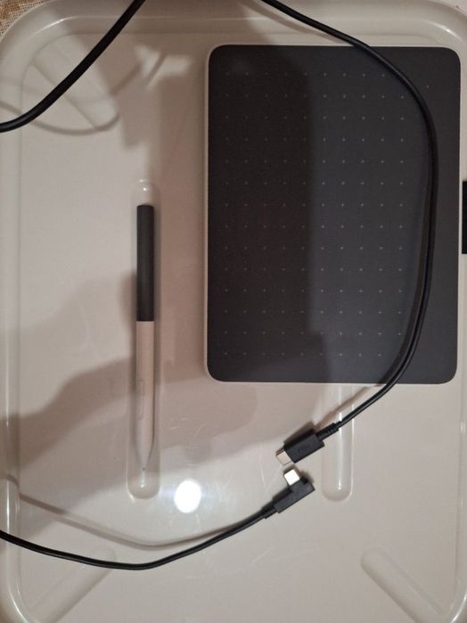 Wacom one pen tablet small