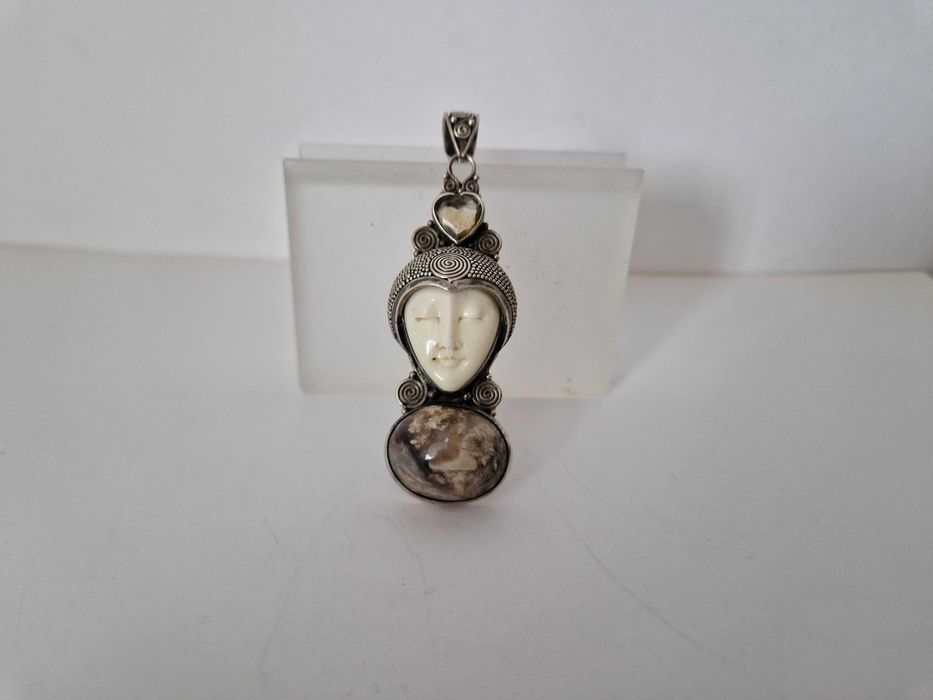 Pandantiv din Argint  Vintage Chip de Zeita Sculptat