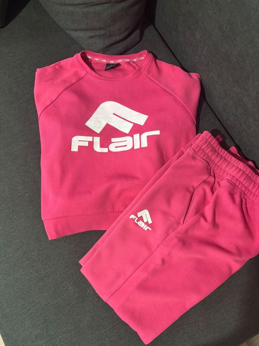 Дамски екип FLAIR