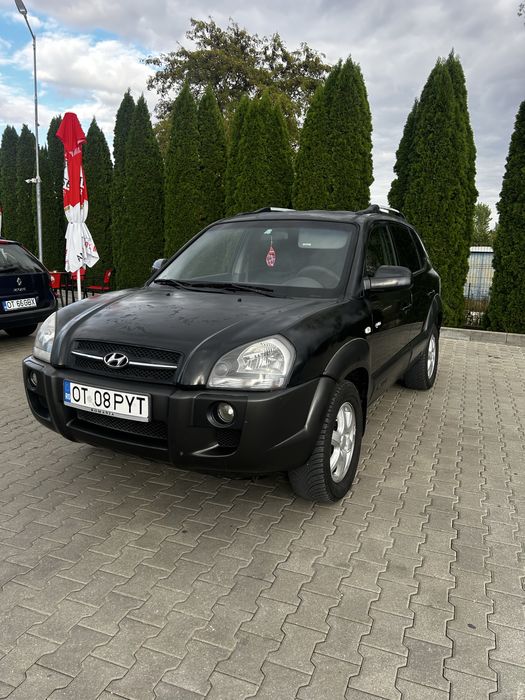Vand Hyundai Tucson , 2.0 diessel 113cp, 4*4 decuplabil !!
