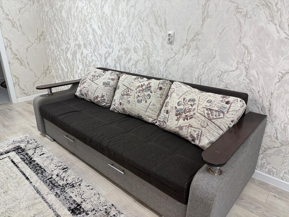 Продам диван в хорошем состоянии