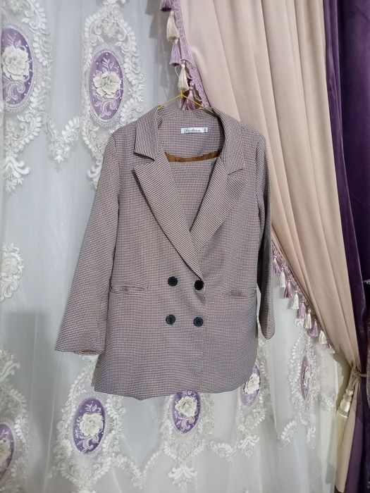 Kastym shiim trent rang modadan qolmidi pidjak qilib kiysa ham boladi