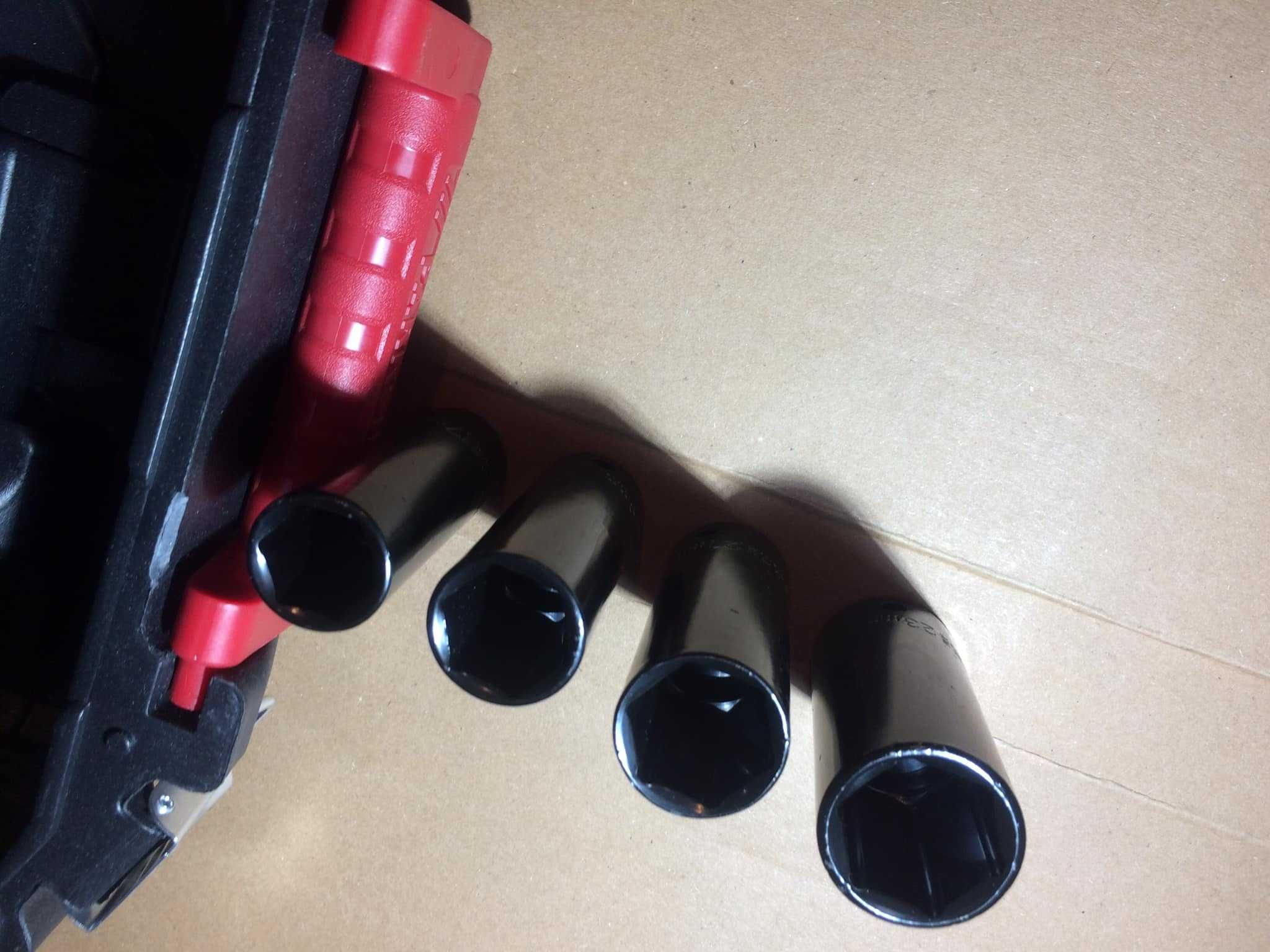 Cutie cu 4 tubulare pentru pistol impact parkside 20V
