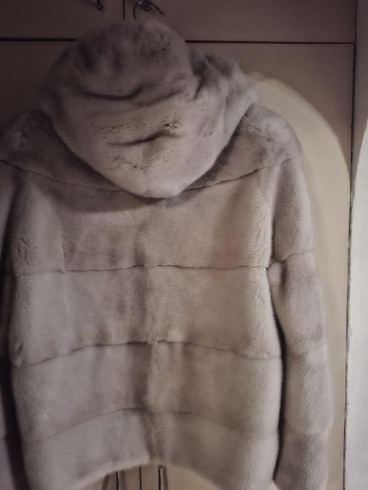 Haina de vizon cu gluga