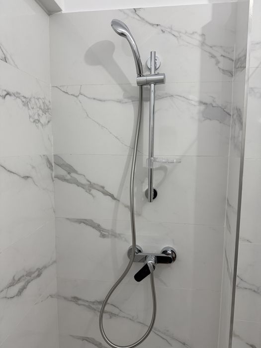 Vand mobilier baie