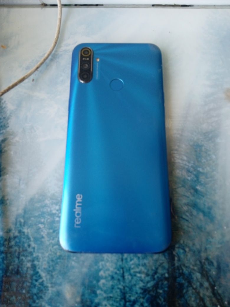 Realmi C 3 srochni sotiladi