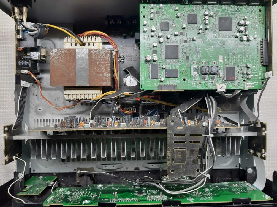 Statie Digitala Pioneer VSX-521-K