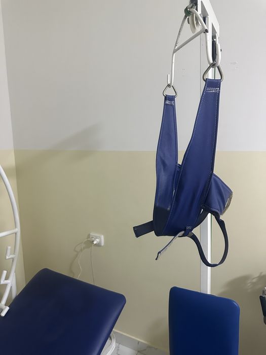 Бўйин умуртқаларини чўзиш учун аппарат