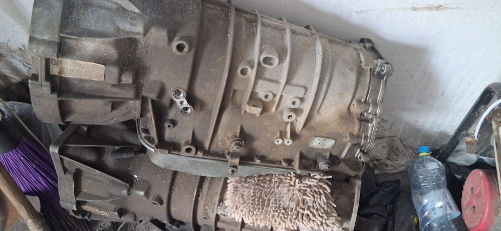 Акпп бмв е53 на запчасти 2шт