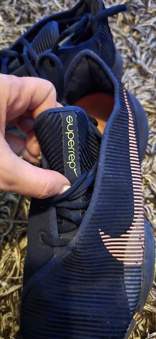 Adidasi Nike superrep
