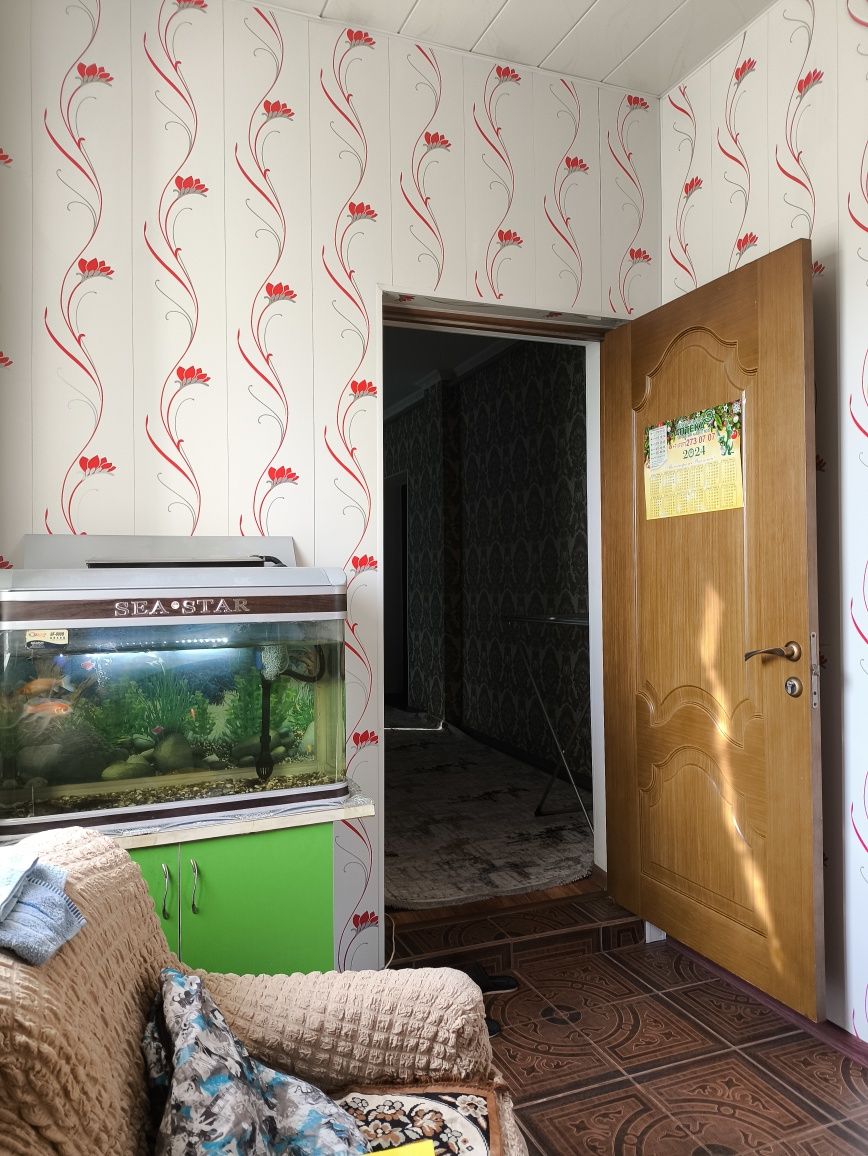 Продам дом. Дом отличный сухой сырости нету.