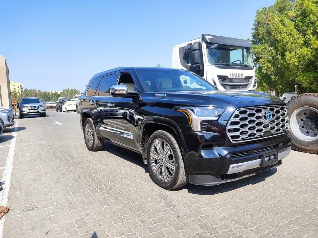 Toyota Sequoia max capstone