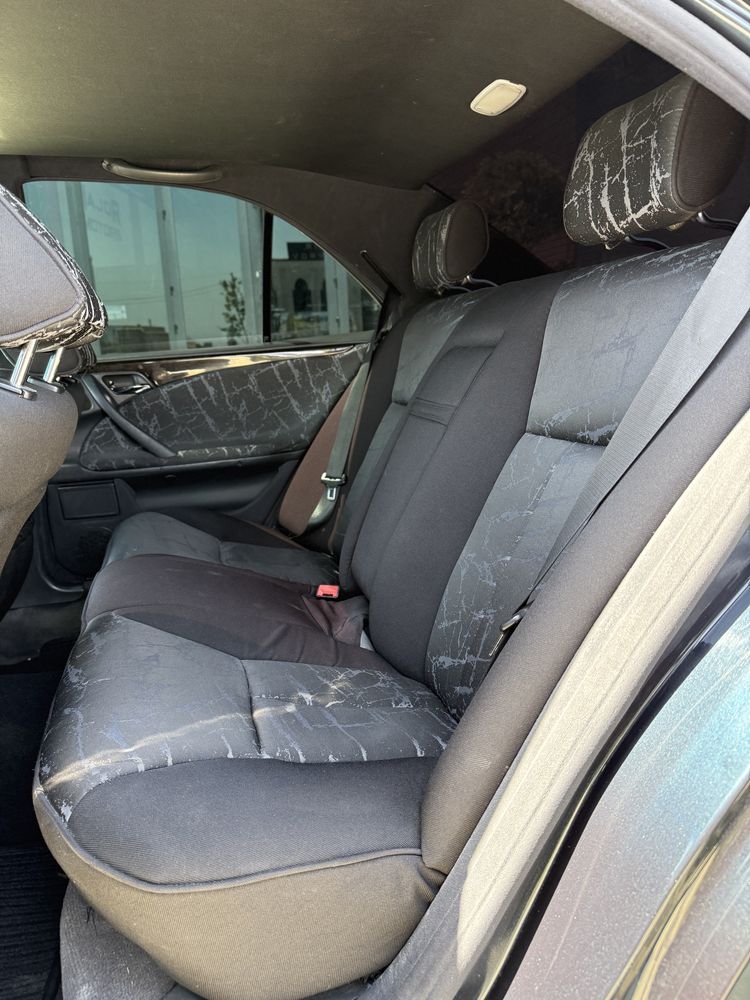 Mercedes w210 E200
