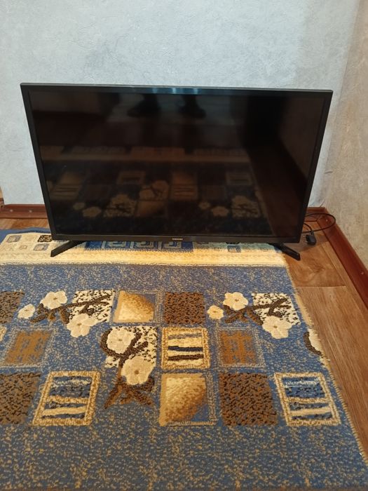 Телевизор Самсунг диагональ 81