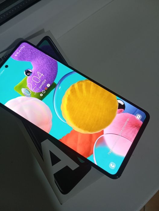 Продам Самсунг а51 в отличном состоянии.