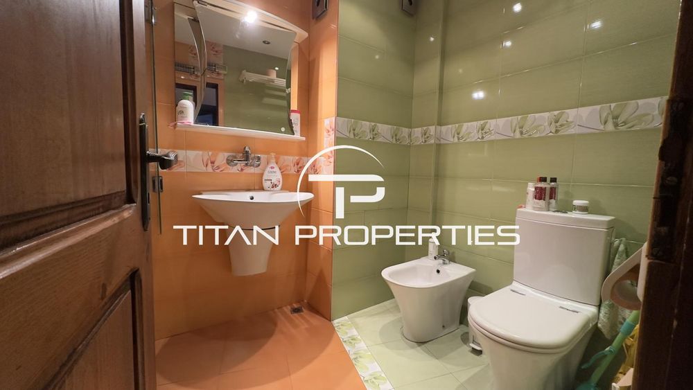 Дава се под наем Тристаен апартамент в Бургас, Възраждане - 100 кв.м за 612 € - Снимка #4