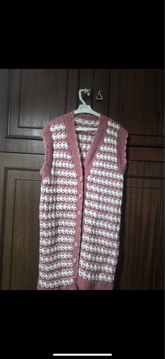 Ръчно плетени елеци