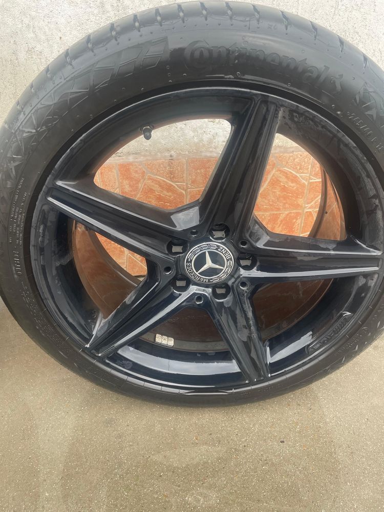 Jante R18 Amg mercedes cu anvelope vara continental,