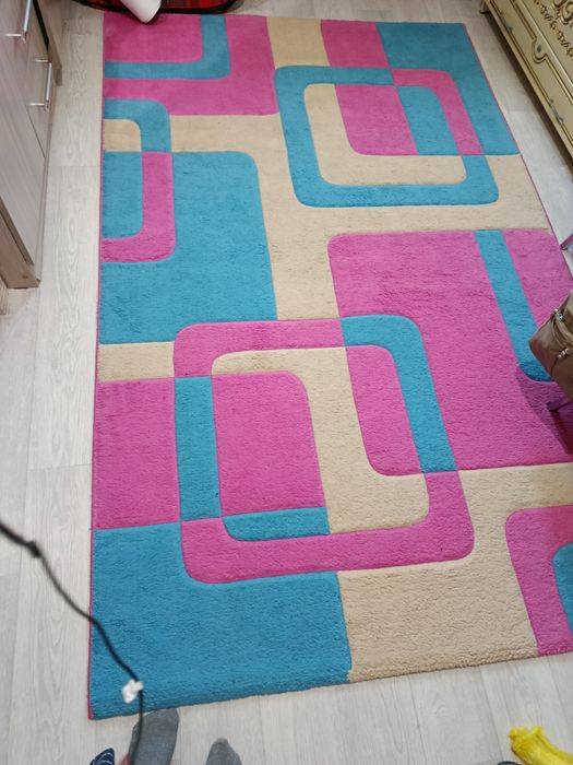 Продам 2 ковра за 5000 тысяч