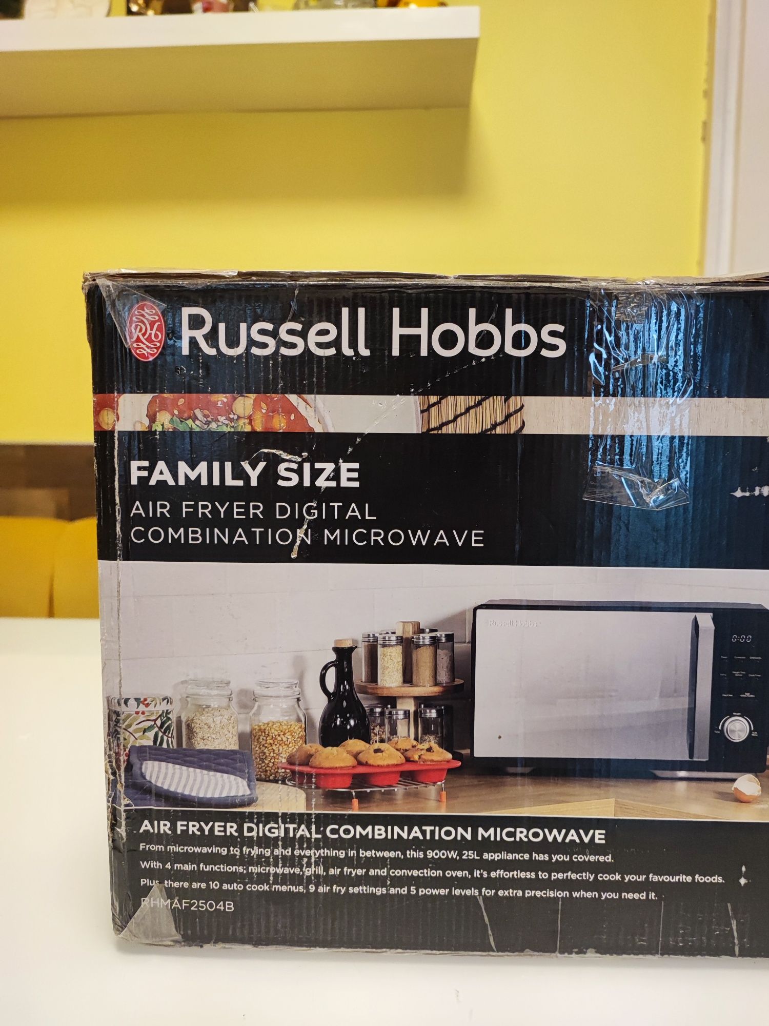 Комбинирана Микровълнова Russell Hobbs 25L нова