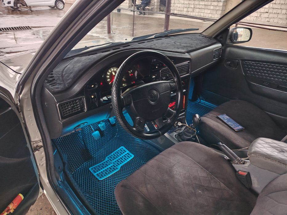 Nexia 2 DONS sotiladi