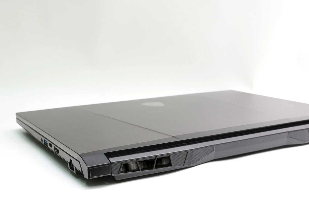 Продаётся игровой ноутбук MSI Crosshair 17 A11UDK-202US в Идеале