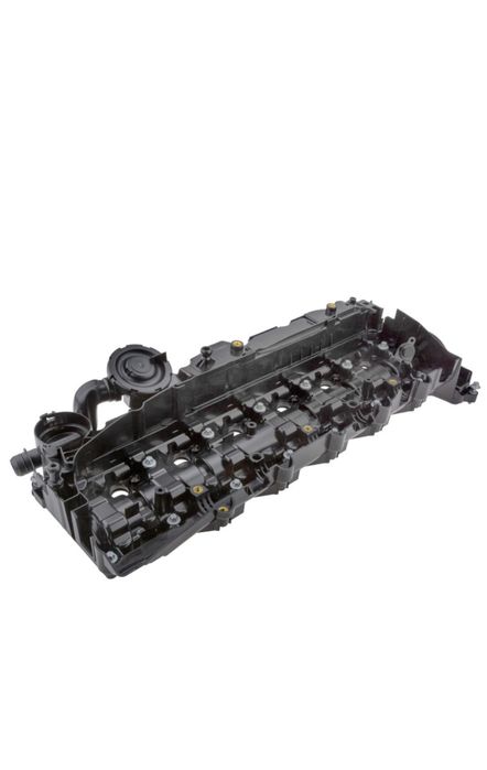 Капак клапани за BMW f10 f11 двигател n 57 три литра дизел