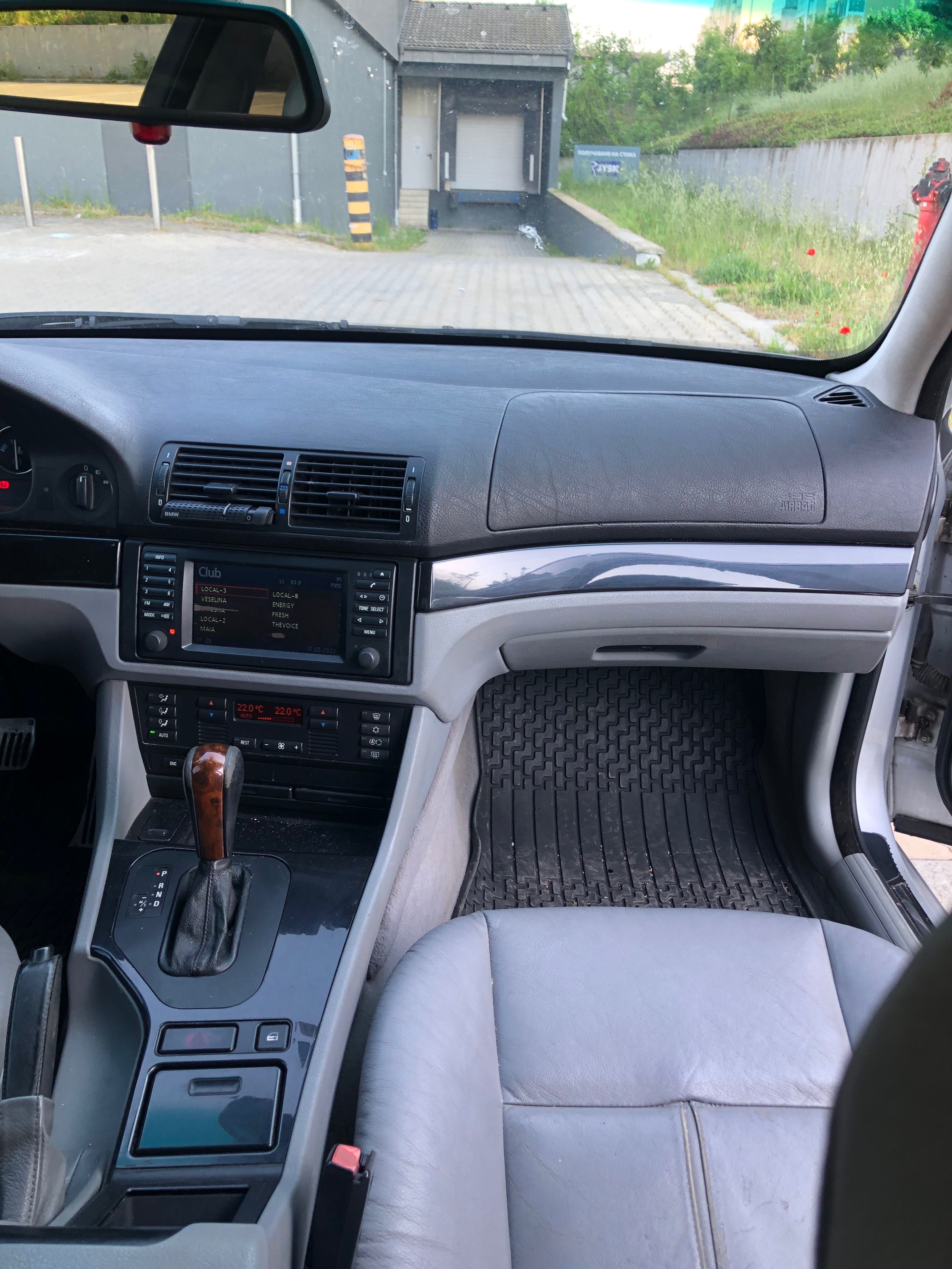 Продава се Bmw530 дизел произведена е2003 автоматик