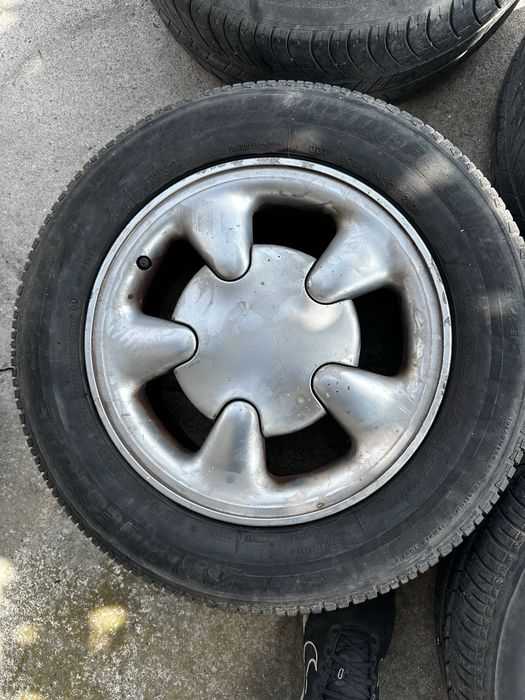 Джсанти от Рено 15ки