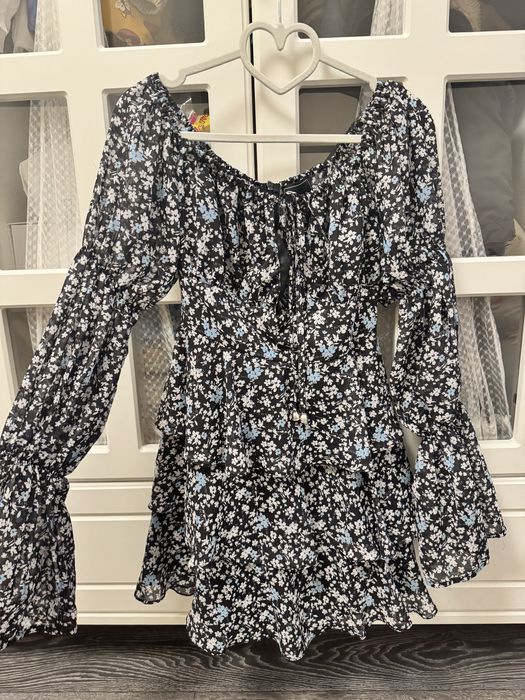 Рокля Nikole Collection и други