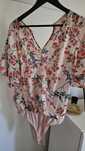 Vand body floral