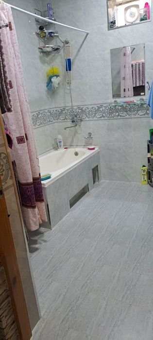 Xovli sotiladi 80000