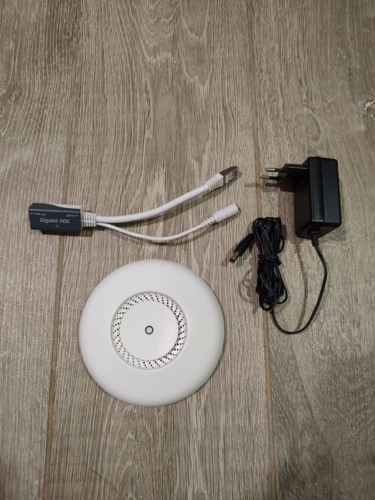 AP mikrotik RBcAPGi-5acD2nD