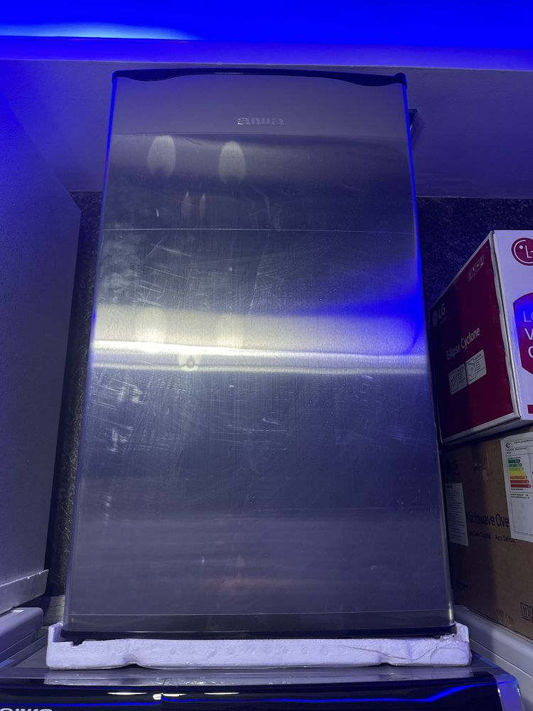 Холодилник Aiwa 90см