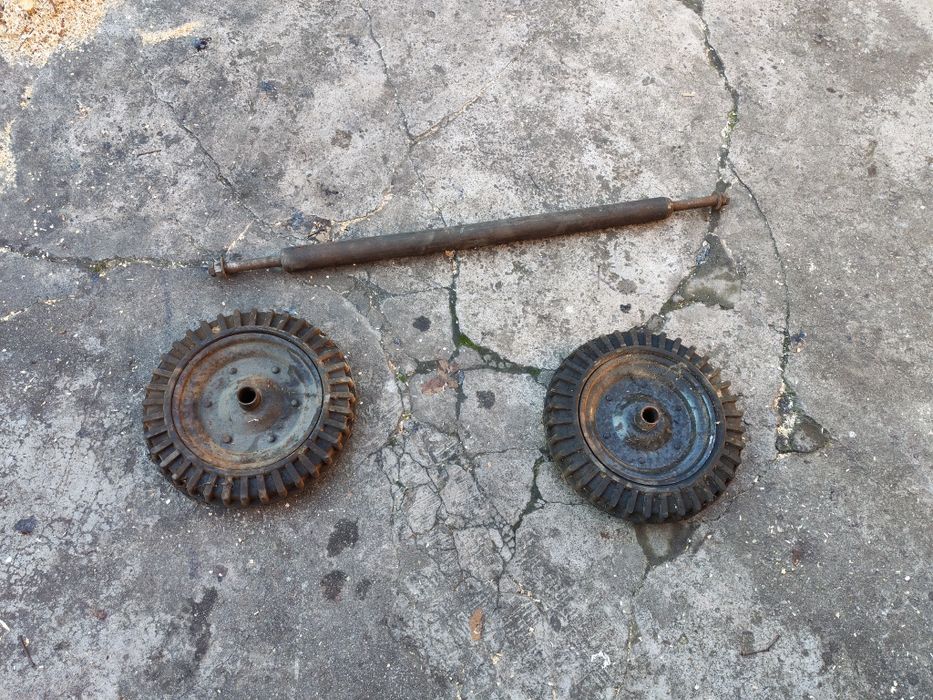 Roți și ax pentru remorcă mică