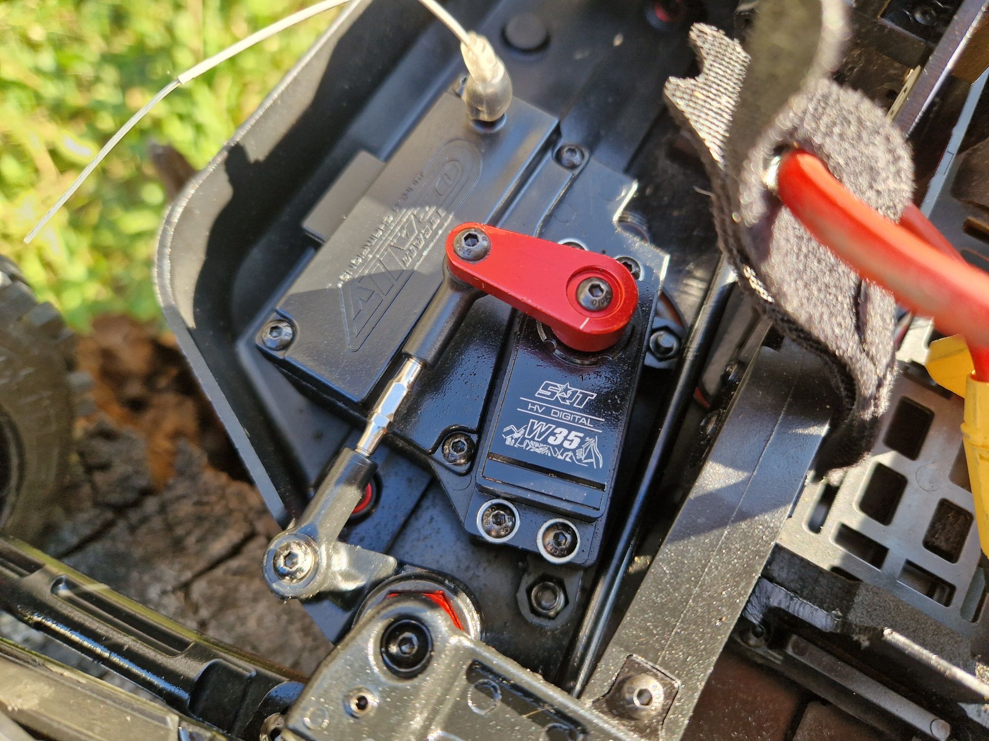 RC / РЦ модел Team Corally Asuga XLR