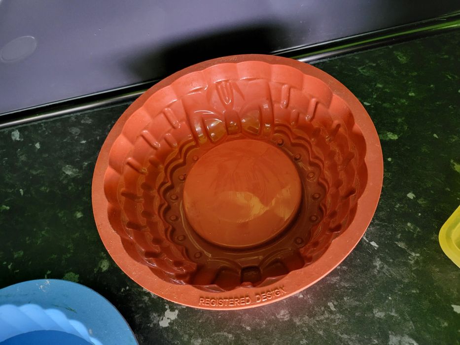 Форми за кекс силиконови 10лв