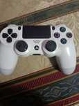 Joystick de PS4 alb