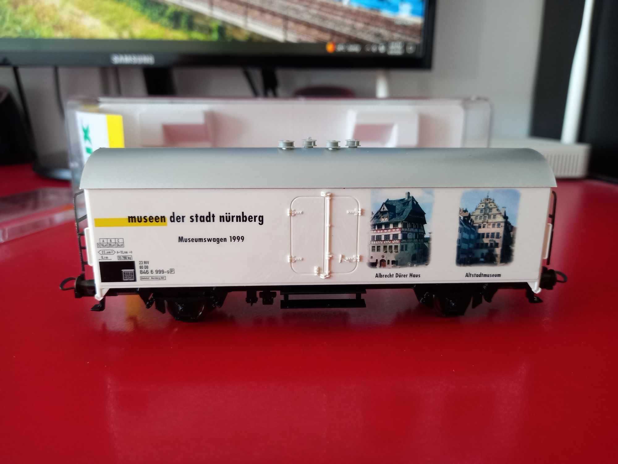 Vagon marfa Trix 23945 - trenuri electrice scara HO (1/87)