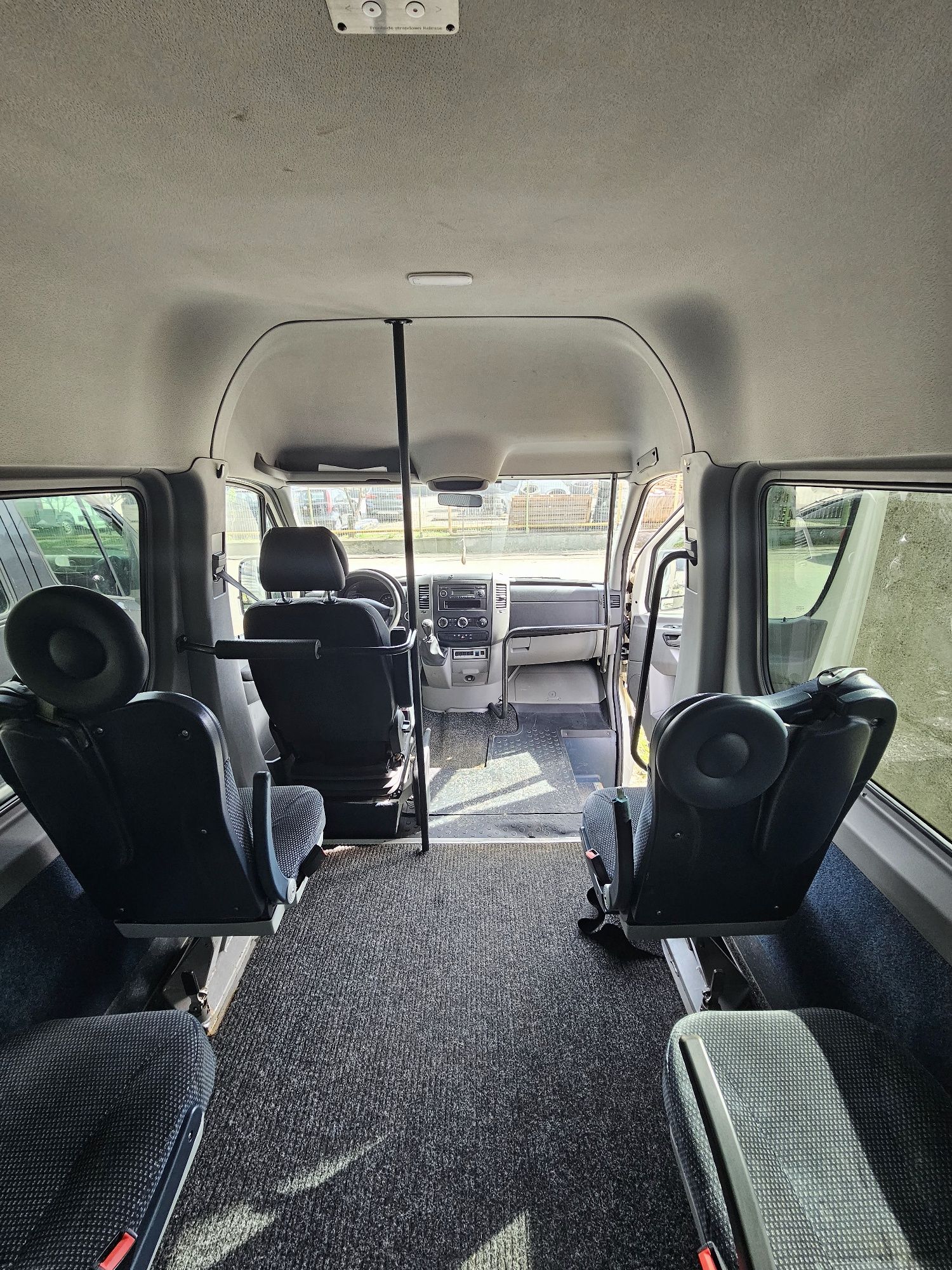 Volkswagen Crafter 8+1