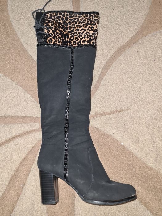 Продам САПОГИ 36 р-р почти новые!