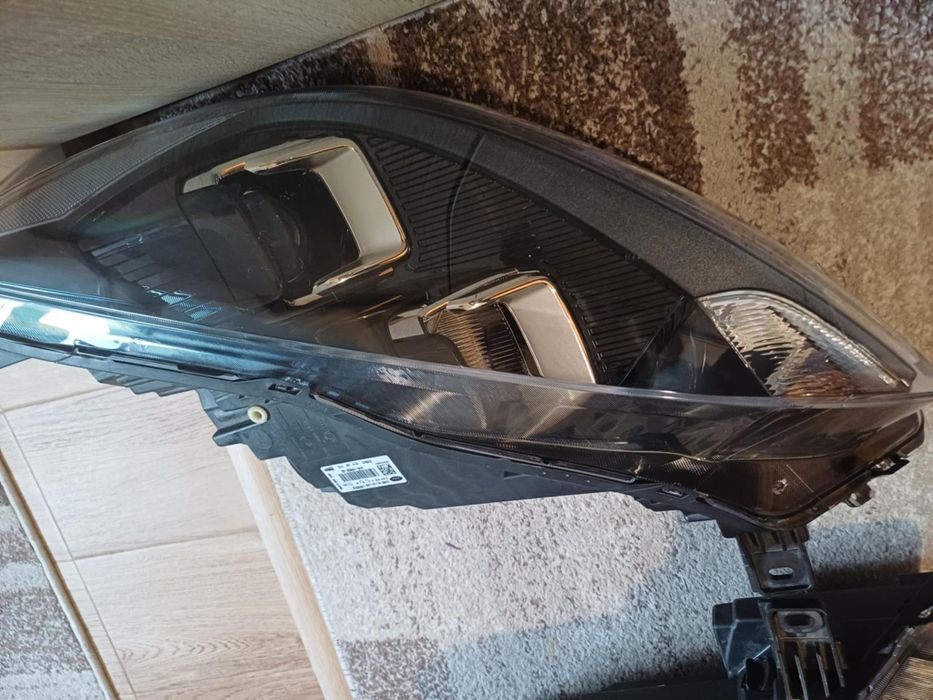 Faruri ford kuga 3