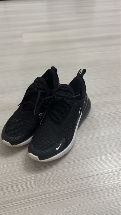 Nike Air Max 270