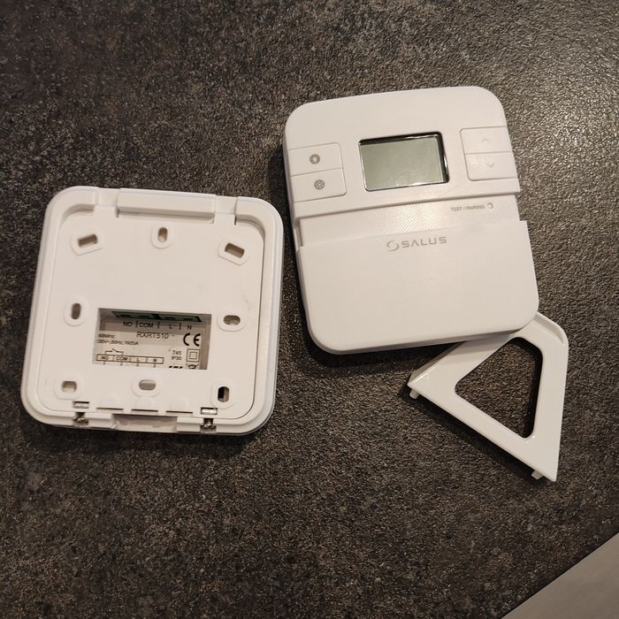 Termostat centrata termica Salus RT310TX