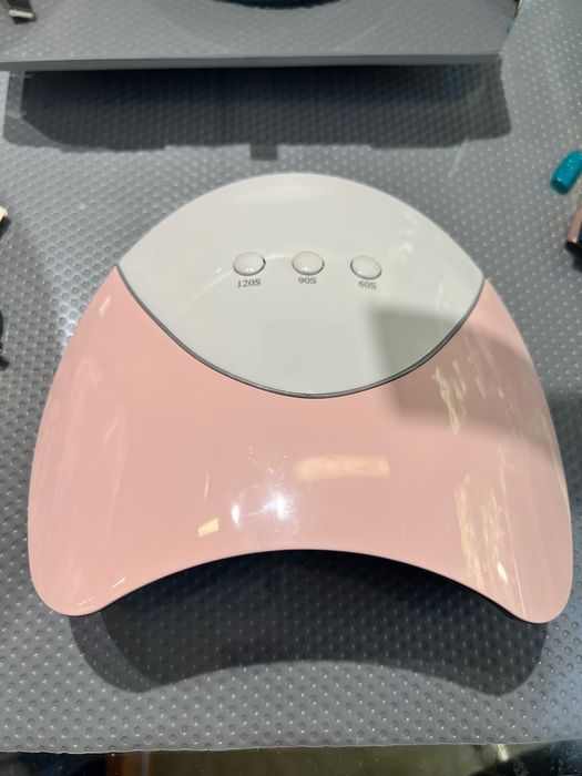 Лампа за маникюр