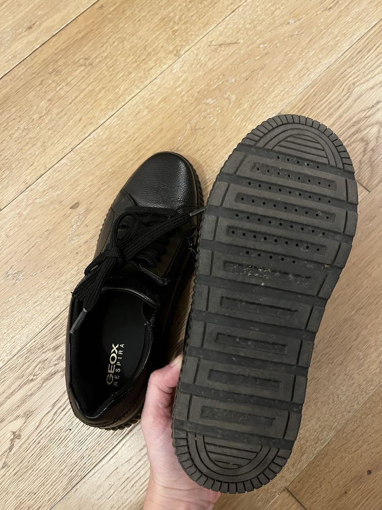 Pantofi de dama Geox